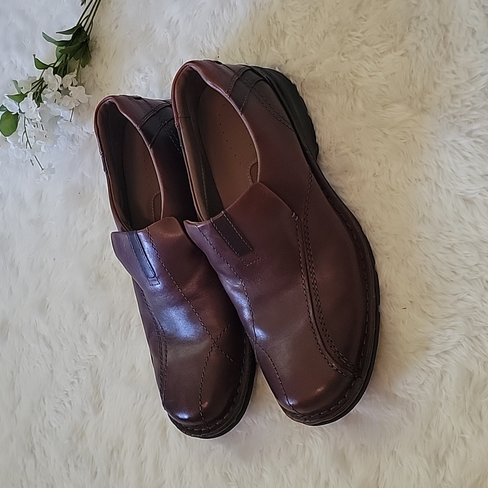 Clarks mens Escalade brown leather shoes.  size 10.5
